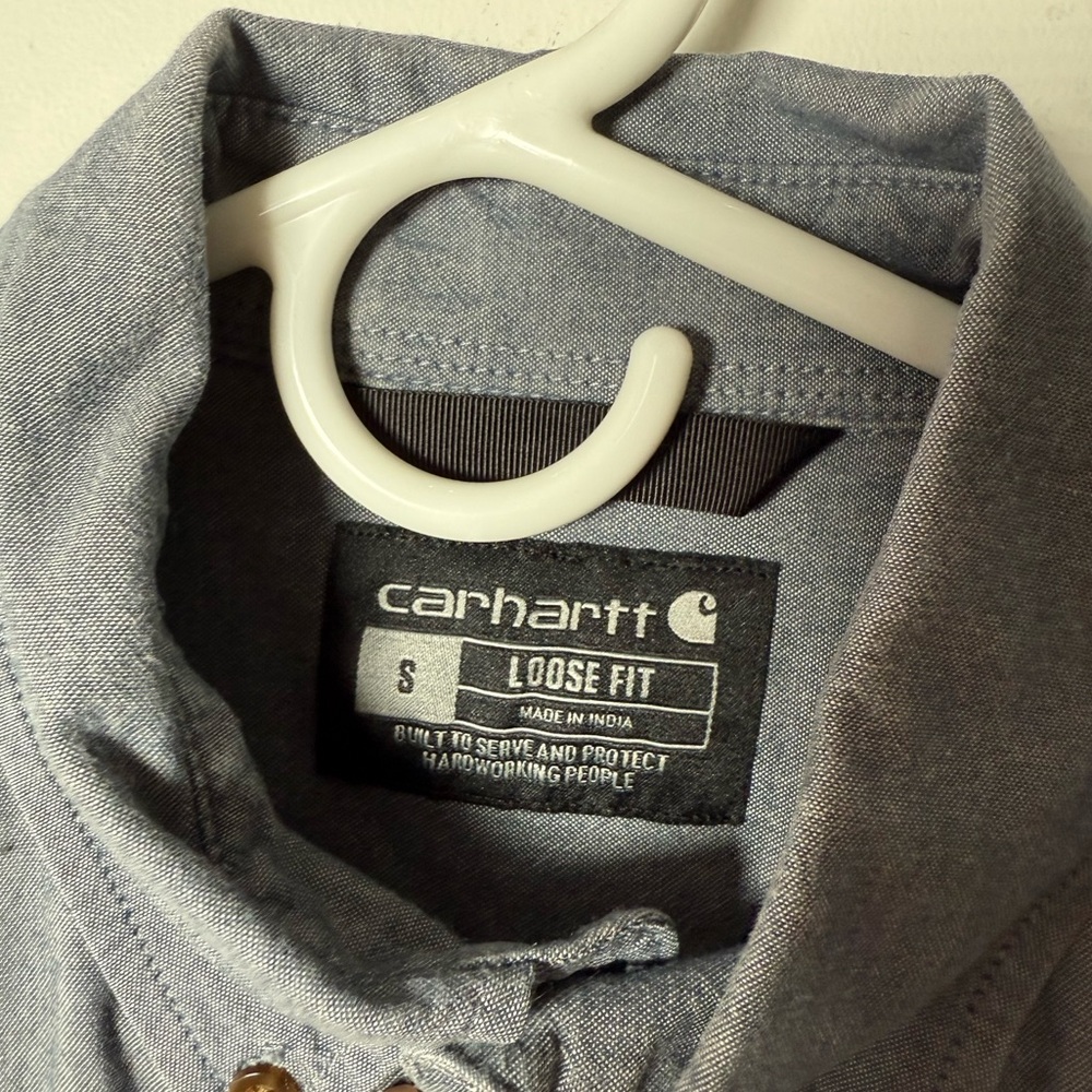 Carhartt Loose Fit Work Button-Up—rugged, durable, and built for hard work. - Picture 4 of 5